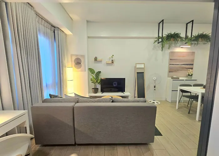 Organic Modern 1br Near Greenbelt 4*