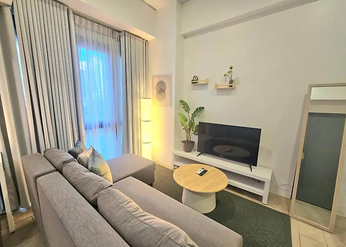 Organic Modern 1br Near Greenbelt 4* Manila