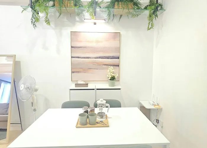 Organic Modern 1br Near Greenbelt 4*