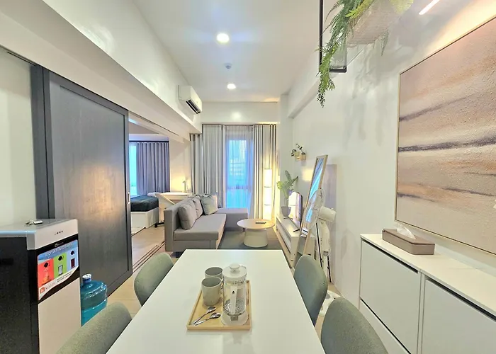 Organic Modern 1br Near Greenbelt Apartahotel