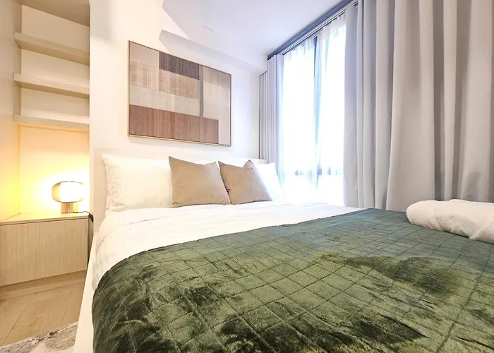 Organic Modern 1br Near Greenbelt Apartahotel
