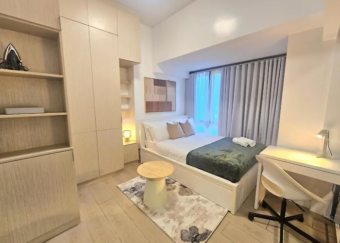 Organic Modern 1br Near Greenbelt 4*